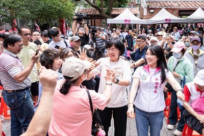 蘇巧慧連辦3場座談會　盼用政見說服新北市民