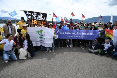 台灣民團日內瓦遊行挺台　高唱望春風令人動容