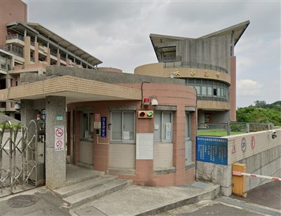 北市永春高中學生批行政怠惰校內砸雞蛋　校方盼溝通釐清原因