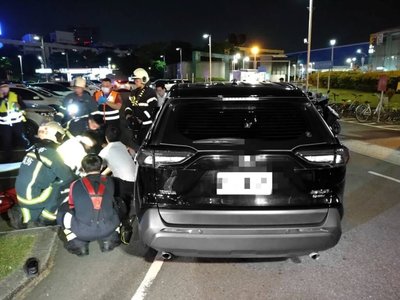 松山機場停車場出入口車禍 行人遭撞送醫不治