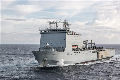 英艦待命掃除荷莫茲海峽水雷 全面清除最久恐需數年