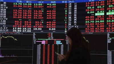 台股盤中漲1360點史上第8大　51檔千金股合體