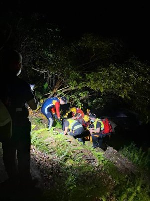 新北又傳溺斃　男晚間坪林抓溪蝦溺水送醫不治