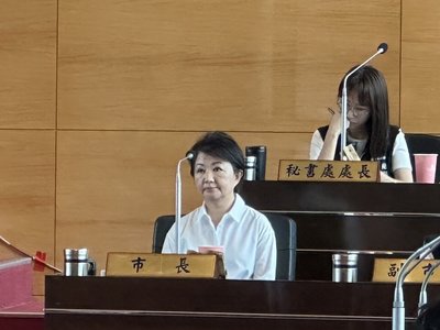 綠營指盧秀燕反質詢應道歉 市府稱未違議事規則