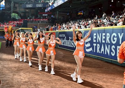 Uni-Girls休士頓太空人台灣日登場　應援鄧愷威