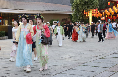 漢服遇上社群媒體 河南洛陽發古代財