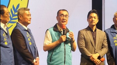 屏東同鄉會拚場  蘇巧慧強調政績李四川聚焦AI