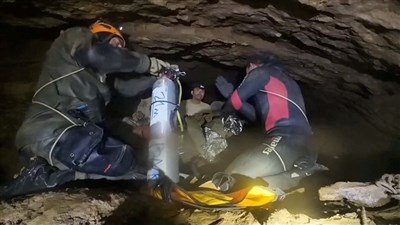 寮國洞穴受困淘金客再救出4人　累計5獲救2失聯