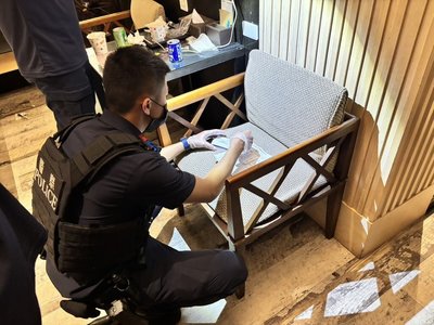 高雄男躺臥摩鐵床上死亡  檢警相驗疑吸毒釀禍