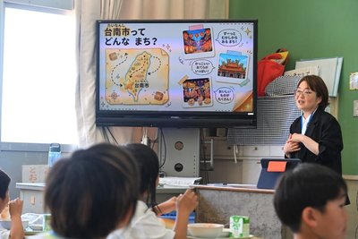 台南金鑽鳳梨直送日本學校　培育雙方交流種子