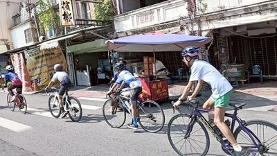 太平國小畢業生百K單車挑戰 35名學生抵鵝鑾鼻