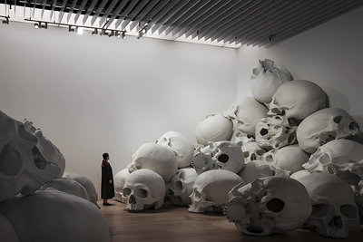 東京讓．穆克展34天湧10萬人 巨大頭骨掀社群打卡熱