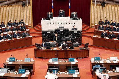 高雄市議會定期大會閉幕　陳其邁：感謝監督與支持