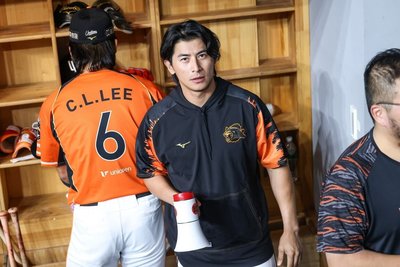 陳傑憲脊椎滑脫與傷共存　解惑「大聲公」來源