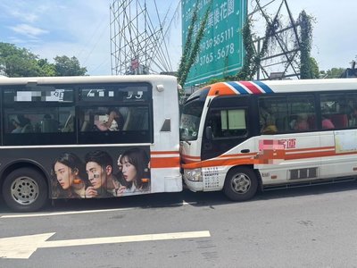 北市小15公車追撞　8乘客輕傷送醫