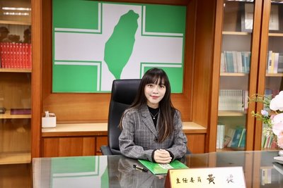 黃捷就任民進黨高雄黨部主委　全力輔選賴瑞隆