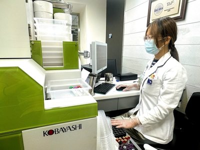 自動備管系統效率提升 醫檢師:身分核對防試管錯配