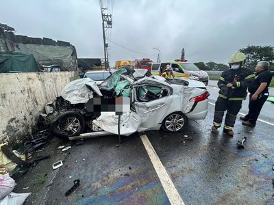 桃園新屋嚴重車禍　1死2傷3人無生命跡象送搶救