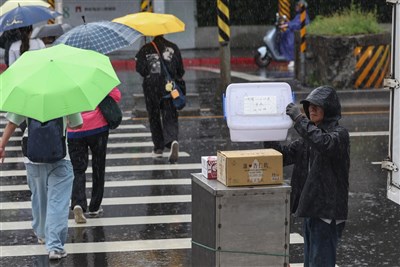 吳德榮:未來一週鋒面南北徘徊 降雨有望逐日減緩