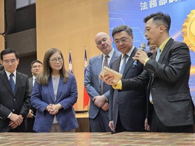 防制毒品 卓榮泰:提修法賦予更強大執法依據
