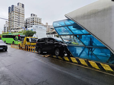 男涉毒駕自撞台中西屯公車站　檢聲請羈押獲准