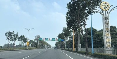 監測屏鵝公路行道樹生態 林試所車載光達掃描建檔