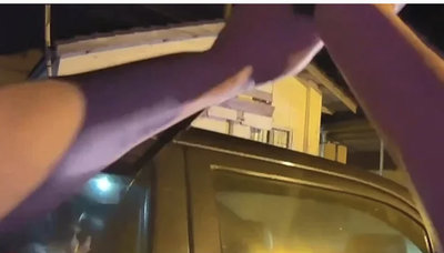 彰化二水男童溜進車內玩耍反鎖大哭　警消破窗救出