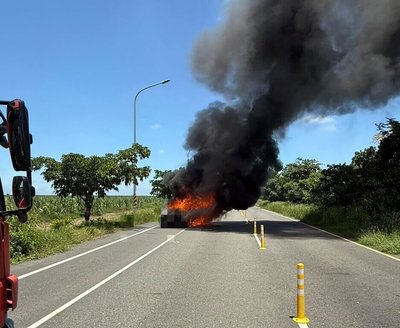 汽車疑機械故障嘉義起火 駕駛逃生不及喪生