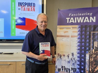 加拿大學者意外愛上台灣 出新書指全球民主繫於台灣