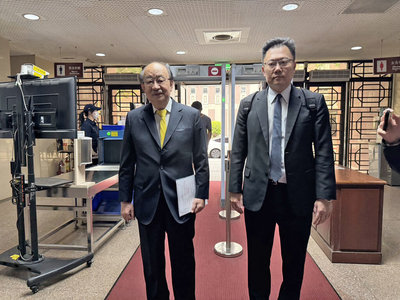 柯建銘涉過失傷害徐巧芯案 出庭稱捍衛憲政體制
