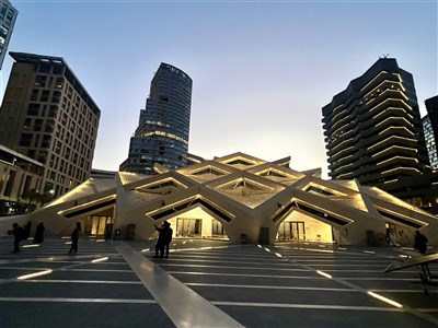 中東Z世代布局石油紅利  戰火中的財富增長