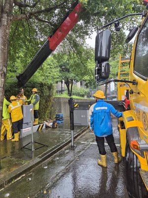 雨勢影響　新竹縣40戶仍停電搶修中