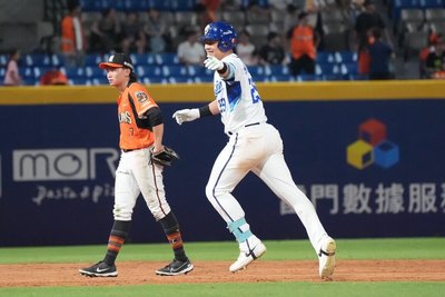 申皓瑋延長賽再見2分砲　悍將球團史500勝達成