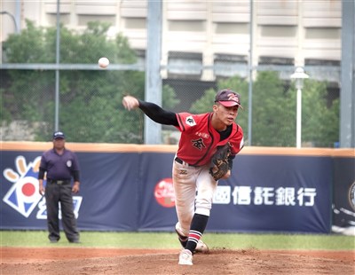 金門三級棒球孕育獲中職指名 洪嘉恩成第1人具意義