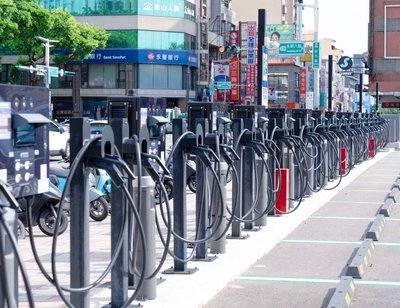 竹北6座公有停車場增設充電設備 提升便利性