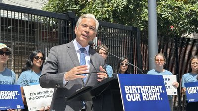 出生公民權再獲確認　加州檢察總長：移民使美國強大