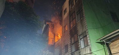 基隆3樓民宅陷火海 61歲男子受困救出不治
