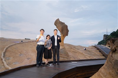 2026野柳石光夜訪女王 匯聚藝術家與全民創意 共譜雙后傳承光影藝境