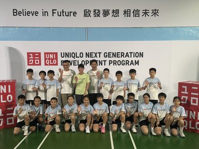 戴資穎出席代言活動 再拿拍和小朋友對打直呼興奮