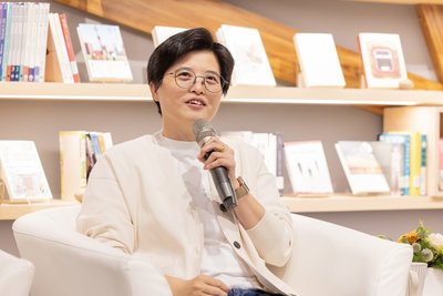 楊双子談身分認同與和解　放下傲慢讓世界變得更好