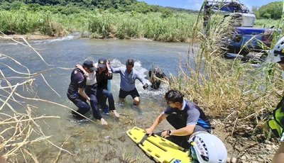 苗縣失智翁迷途受困河床 警消空拍尋獲搶救