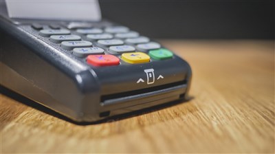 日本信用卡系統異常　超商、手機版Suica一度無法刷卡
