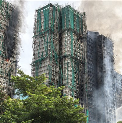香港宏福苑大火　委員會報告指政府監管不足