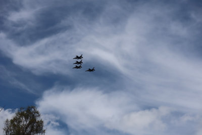 飛官辛柏毅告別式 花蓮基地4架F-16編隊飛行追思