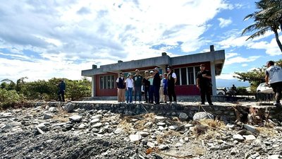 颱風巴威長浪破壞台東豐里海岸 陳瑩:增3突堤補強