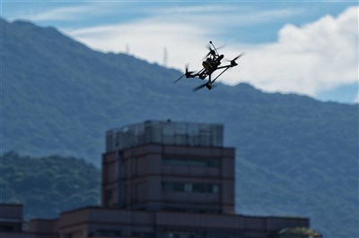 立院3委員會27日聯席　逐條審查政院版、藍白無人機條例