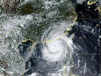 颱風紅霞預計夜間登陸廣東　多地停運停航停課