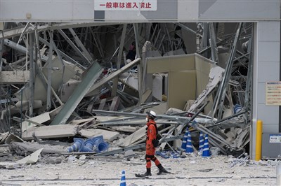 AEON熊本商場爆炸增至4死　員工：震後還有人跑回店內