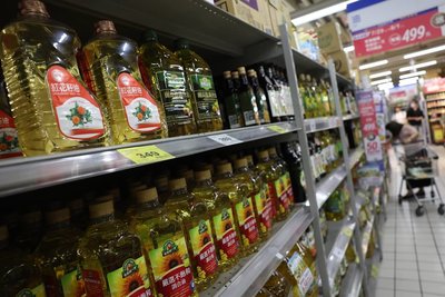 石崇良指油品原料無強制通報義務 黃國昌批幫台糖卸責