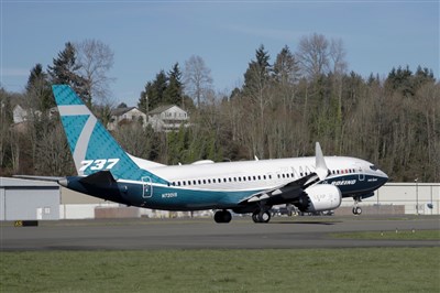 空難後首獲放行新機型　波音737 MAX 7獲認證